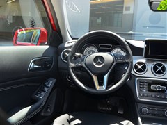 2015 GLA 220 4MATIC A