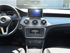 2015 GLA 220 4MATIC A