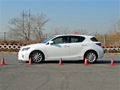 2012 CT200h A