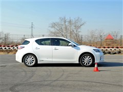 2012 CT200h A