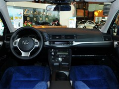 2013 CT200h Ӣ