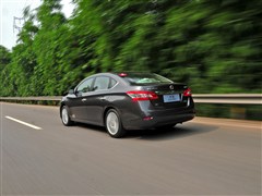|Lծa,܎,2012 1.8XV CVT,uyĈDƬ