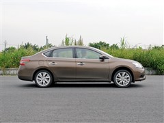 |Lծa,܎,2012 1.8XV CVT,uyĈDƬ