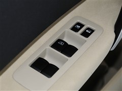 2012 2.0XL  CVT 2WD