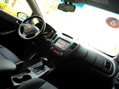 2013 1.8L ԄPremium
