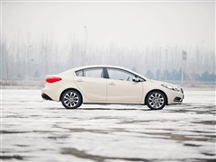 2013 1.8L ԄPremium