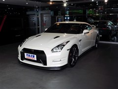 ծaGT-R 2014 3.8T Premium Edition ؼt
