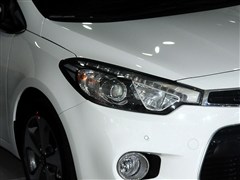2014 1.6L ԄPremium