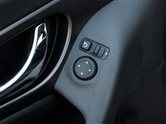 |Lծa,E,2014 2.0L քӕrа 2WD,܇ΌĈDƬ