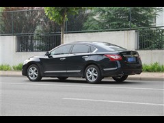 2014 2.5L XL UpperƼ