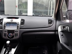 |L_,,2009 1.6L AT Premium,пطPĈDƬ