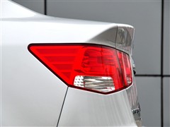 |L_,,2009 1.6L AT Premium,ĈDƬ
