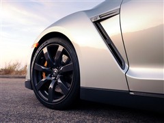 ծa(M),ծaGT-R,2010 3.8T Premium Edition,ĈDƬ