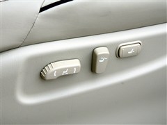 ծa(M),;,2012 5.6 V8Ş,܇ΌĈDƬ