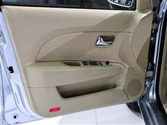 2010 Ɏ 1.5L F