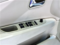 2010 Ɏ 1.5L F