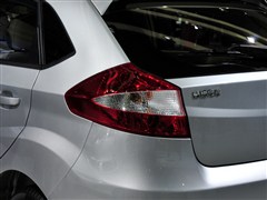 2010 Ɏ 1.5L F