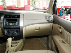 2010 Ő 1.6L Ԅ