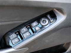 2011 2.4L Ӣ