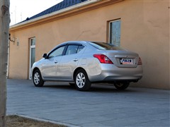 |Lծa,ꖹ,2011 1.5XV CVTF,܇^ĈDƬ
