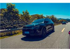  _ ѩmSUV{΁