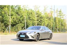 дͺAI܇ ԇ{׿_˹ES 300h F SPORT